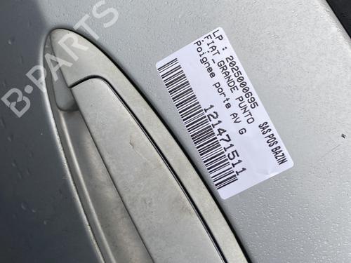 Used Front left exterior door handle FIAT GRANDE PUNTO (199_) 1.4 (199AXB11, 199AXB1A, 199BXB1A, 199AXL1A) (77 hp) 32387841