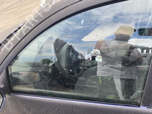 front-left-door-window-skoda-fabia-i-6y2-1999-2000-2001-2002-2003-2004-2005-2006-2007-2008-26022916 main image