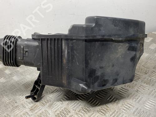 Used Air filter box Air filter box RENAULT TWINGO III (BCM_, BCA_) 1.0 SCe 70 (71 hp) 27304412 27304412