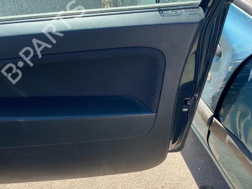 Høyre frontpanel Høyre frontpanel FORD FIESTA V (JH_, JD_) 1.3 (69 hp) 34241010 34241010