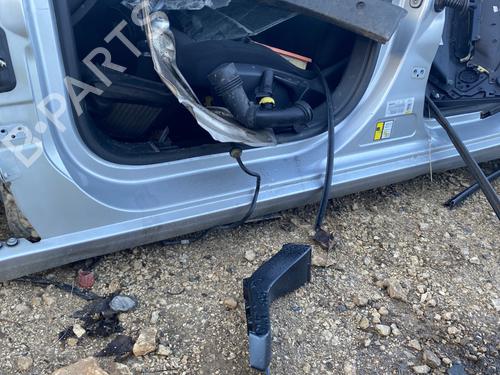 Used Left sideskirt Left sideskirt PEUGEOT 308 II (LB_, LP_, LW_, LH_, L3_) 1.6 HDi / BlueHDi 115 (115 hp) 21594897 21594897