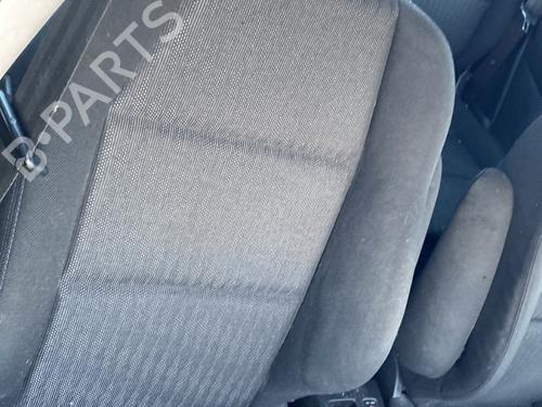 Right front seat PEUGEOT 307 Break (3E) 2.0 HDi 135 | BP31969703C16