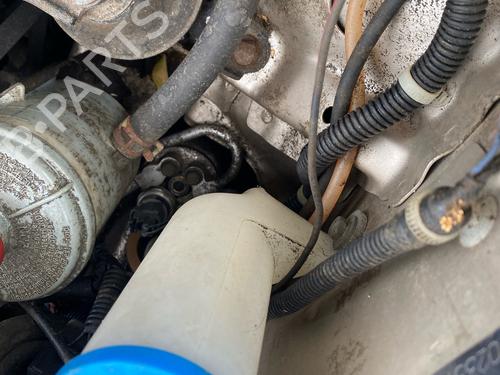 Used Windscreen washer tank Windscreen washer tank 39520096 39520096
