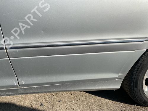 door-moulding-trim-mercedes-benz-c-class-w203-2000-2001-2002-2003-2004-2005-2006-2007-37611885 main image