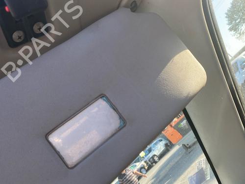 Used Right sun visor Right sun visor SUZUKI JIMNY Closed Off-Road Vehicle (SN) 1.3 16V 4WD (SN413, JB33) (80 hp) 39702751 39702751