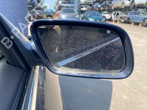 Used Right mirror Right mirror 37651552 37651552