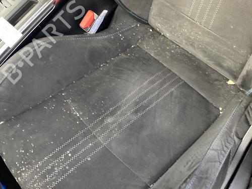 Used Left front seat RENAULT MEGANE IV Hatchback (B9A/M/N_) 1.6 dCi 130 (B9A4) (130 hp) 32753034