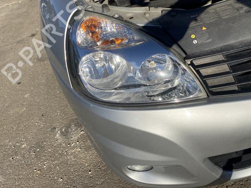 Højre forlygte RENAULT CLIO II (BB_, CB_) 1.2 16V (BB05, BB0W, BB11, BB27, BB2T, BB2U, BB2V, CB05,... (75 hp) 29003261