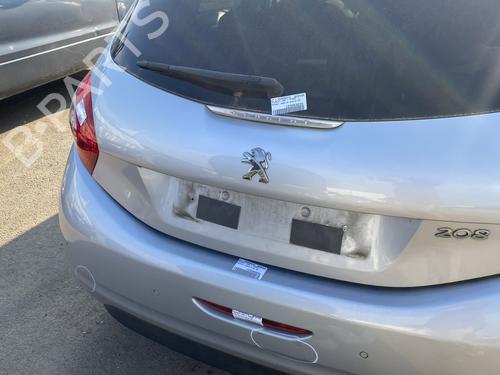Used Tailgate Tailgate PEUGEOT 208 I (CA_, CC_) 1.2 VTI 82 (82 hp) 33553885 33553885