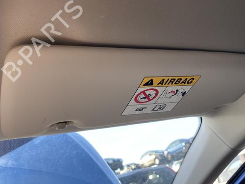 right-sun-visor-renault-megane-iv-hatchback-b9amn_-2015-33553220 main image