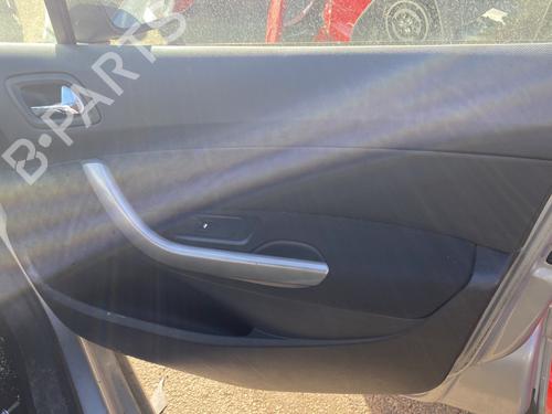 Used Front right panel PEUGEOT 308 I (4A_, 4C_) 1.6 HDi (92 hp) 28570388