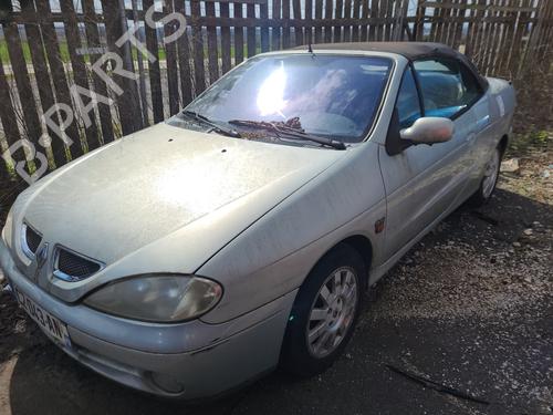 Used Parts RENAULT MEGANE I Cabriolet (EA0/1_) 1.6 16V (EA04, EA0B, EA11, EA1J) 4632137