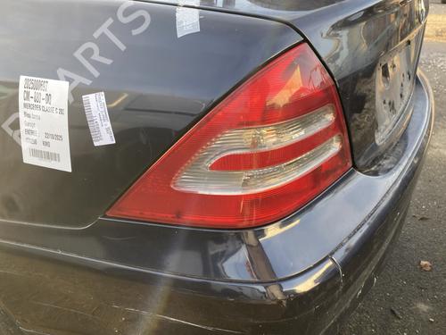 Left taillight MERCEDES-BENZ C-CLASS (W203) C 220 CDI (203.006) | BP29913624C34
