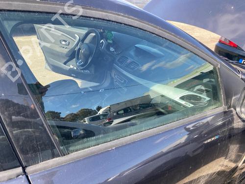 front-right-door-window-renault-megane-iii-hatchback-bz01_-b3_-2008-39631320 main image