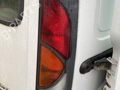 Used Left taillight Left taillight RENAULT KANGOO (KC0/1_) D 65 1.9 (KC0E, KC02, KC0J, KC0N) (64 hp) 32274416 32274416