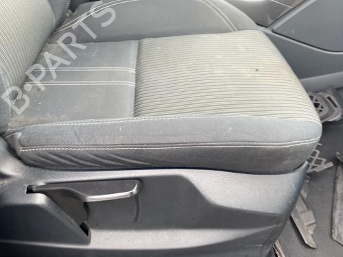 Right front seat FORD C-MAX II (DXA/CB7, DXA/CEU) 1.6 TDCi | BP29325204C16 - Image 3