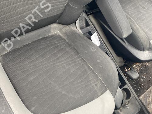 Stol høyre foran CITROËN C4 Picasso II 1.6 HDi / BlueHDi 115 (115 hp) 32091808