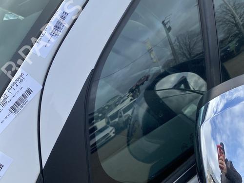 front-left-quarter-glass-citroen-c3-ii-sc_-2009-23782467 main image