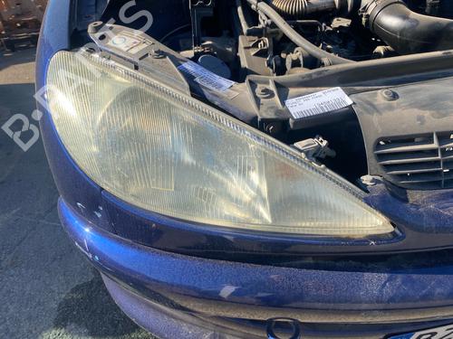 Used Right headlight Right headlight PEUGEOT 206 Hatchback (2A/C) 1.9 D (69 hp) 40064126 40064126