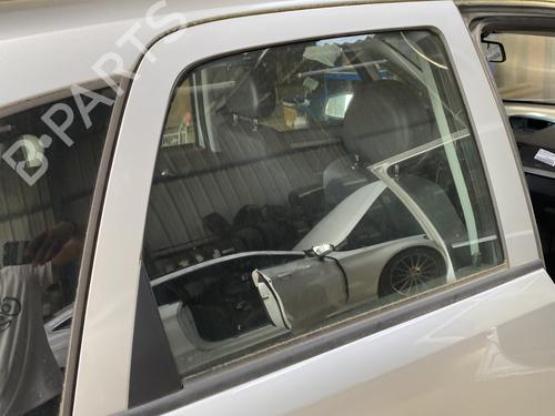 Używane Szyba drzwi tylnych prawych OPEL MERIVA A MPV (X03) 1.7 CDTI (E75) (100 hp) 28026208