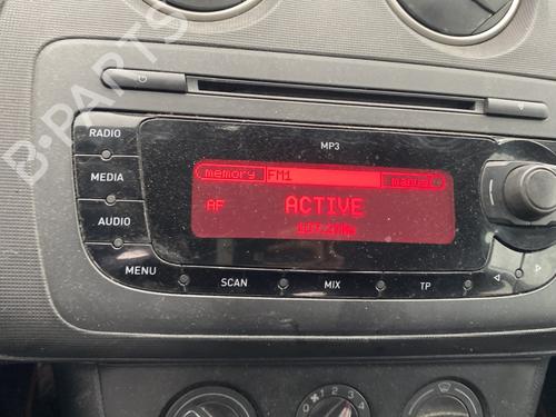 radio-seat-ibiza-iv-sc-6j1-6p5-2008-2009-2010-2011-2012-2013-2014-2015-2016-2017-2018-29158707 main image