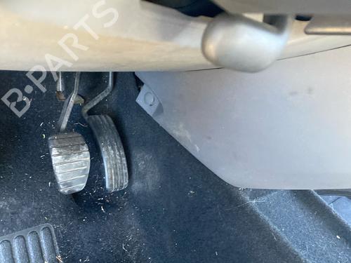 Used Pedal Pedal RENAULT SCÉNIC II (JM0/1_) 1.9 dCi (JM0G, JM12, JM1G, JM2C) (120 hp) 39729893 39729893