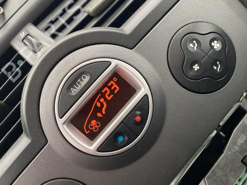 AC Styreenhet / Manøvreringsenhet RENAULT MEGANE II (BM0/1_, CM0/1_) 1.6 16V (BM0C, CM0C) (113 hp) 29115571