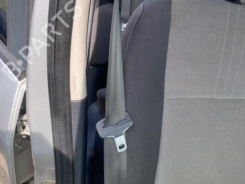 Used Front right seatbelt Front right seatbelt 37611736 37611736