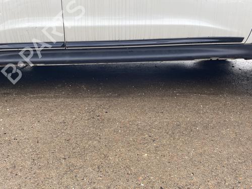 Højre sidekjole NISSAN JUKE (F15) 1.6 (117 hp) 32295140