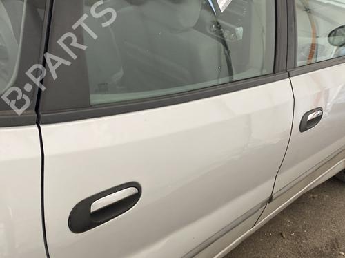 Dør højre bagtil NISSAN ALMERA TINO (V10) 1.8 (114 hp) 31923500