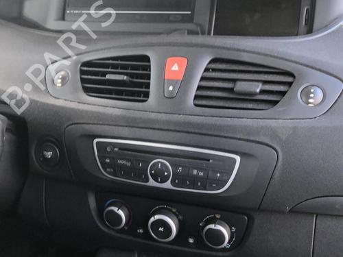 display-monitor-renault-scenic-iii-jz01_-15-dci-2008-2009-2010-2011-2012-2013-2014-2015-2016-21492535 main image