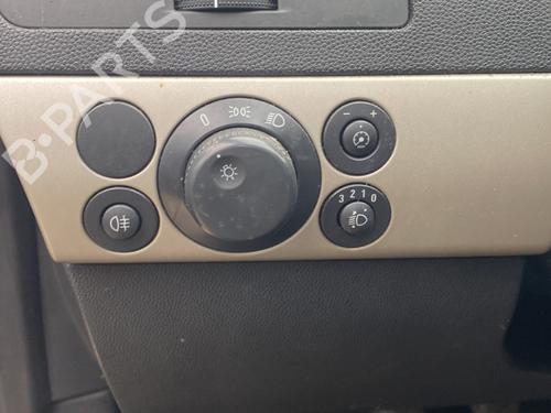 headlight-switch-opel-astra-h-a04-2004-2005-2006-2007-2008-2009-2010-2011-2012-2013-2014-32421928 main image