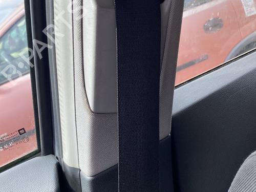 front-right-seatbelt-opel-astra-h-a04-2004-2005-2006-2007-2008-2009-2010-2011-2012-2013-2014-25442349 main image