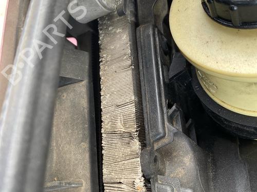 Used Water radiator Water radiator 39178058 39178058