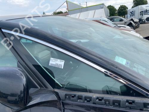 front-right-quarter-glass-renault-scenic-iv-j9_-2016-2017-2018-2019-2020-2021-2022-37438712 main image