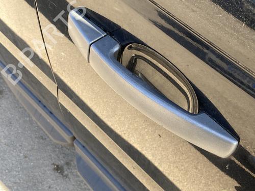 Front right exterior door handle LAND ROVER RANGE ROVER SPORT I (L320) 2.7 D 4x4 | BP24055680C129 