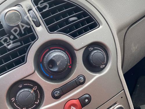 Climate control RENAULT MODUS / GRAND MODUS (F/JP0_) 1.2 (JP0C, JP0K, FP0C, FP0K, FP0P, JP0P, JP0T) | BP38072133I5 - Image 3