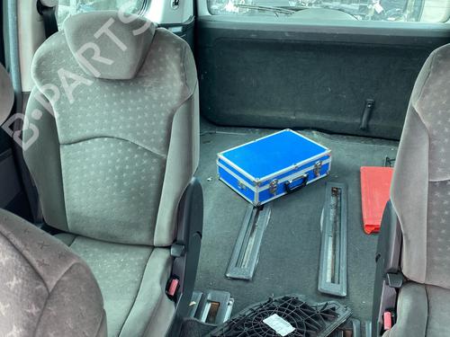 Rear seat PEUGEOT 807 (EB_) 2.2 HDi | BP25771471C17 - Image 8