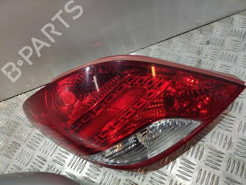 Venstre baglygte PEUGEOT 207 (WA_, WC_) 1.6 HDi (90 hp) 19909071