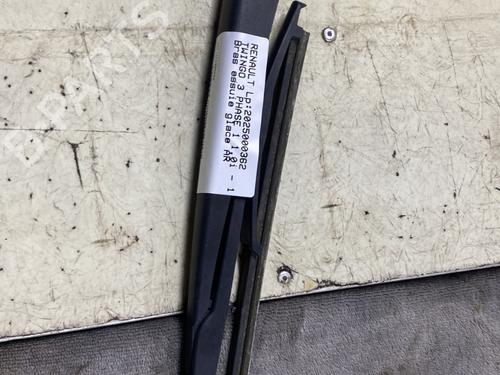 rear-windshield-wiper-arm-renault-twingo-iii-bcm_-bca_-2014-28528058 main image