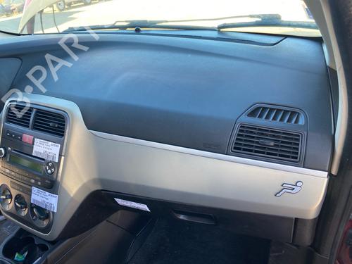 Dashboard FIAT GRANDE PUNTO (199_) 1.3 D Multijet (199.AXD11, 199.AXD1A, 199.AXD1B,... | BP39426426C46 - Image 2