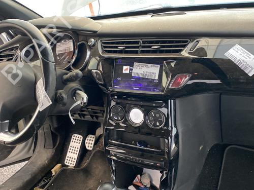 Used Radio CITROËN DS3 (SA_) 1.6 THP 155 (156 hp) 30435117