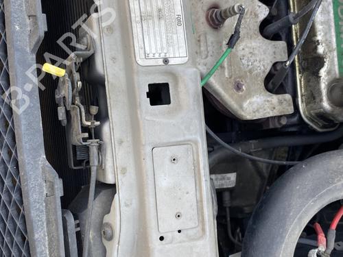 Frontplade/Frontkurv FORD FIESTA IV (JA_, JB_) 1.3 i (60 hp) 26557453