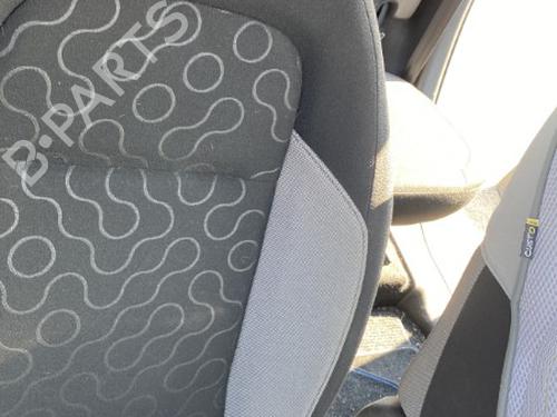 Used Right front seat Right front seat 22124561 22124561