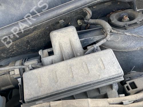 Used Air filter box Air filter box 39244934 39244934