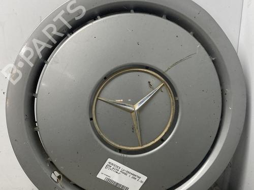 Used Hub cap MERCEDES-BENZ 124 Saloon (W124) 250 D (124.125) (94 hp) 21815931