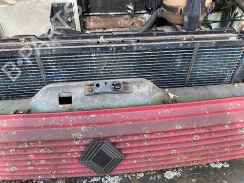 Used Water radiator Water radiator RENAULT MASTER I Van (T__) 28-35 2,5 D (75 hp) 34046289 34046289