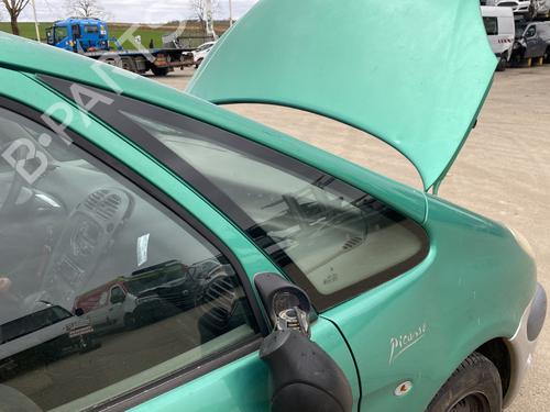 Used Front right quarter glass Front right quarter glass 33122567 33122567