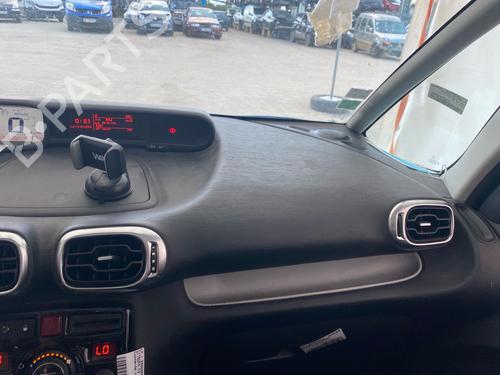 Used Dashboard Dashboard 36308959 36308959