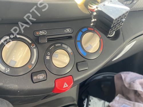 climate-control-nissan-micra-iii-k12-2002-2003-2004-2005-2006-2007-2008-2009-2010-2011-28000133 main image